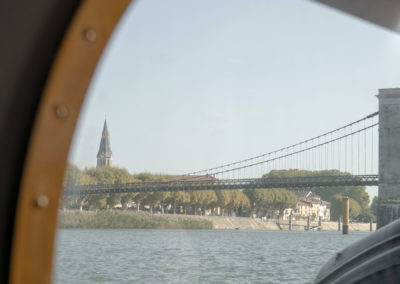 La Péniche - cabine N - vue extérieure - hublot